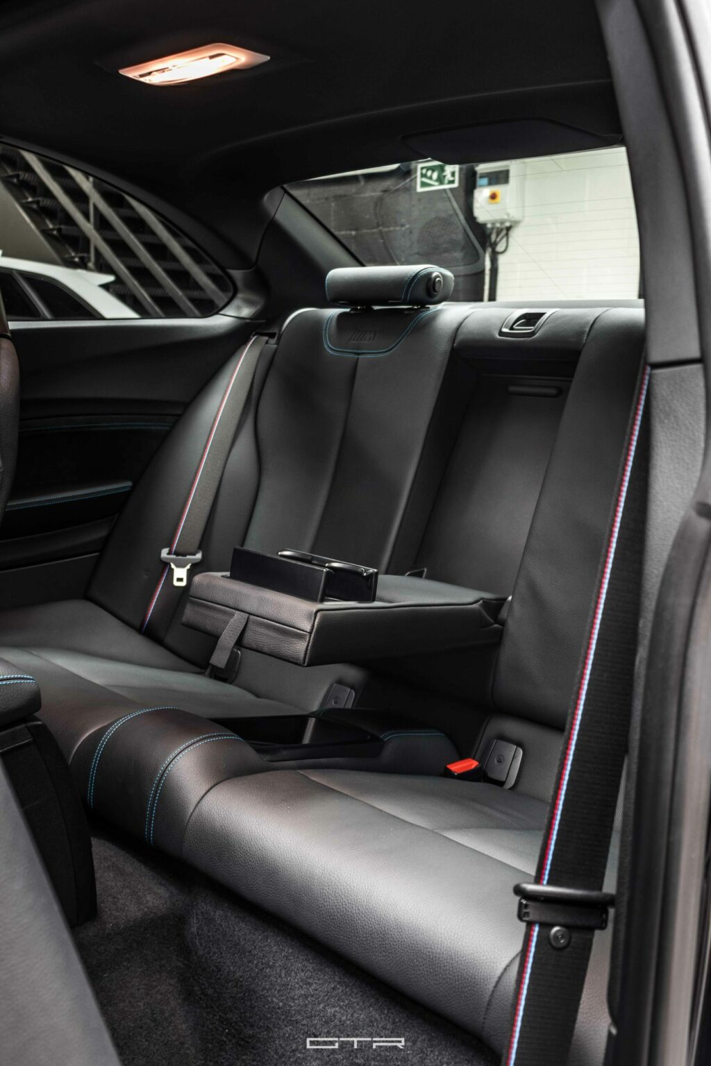 alt ="bmw m2 competition interior"
