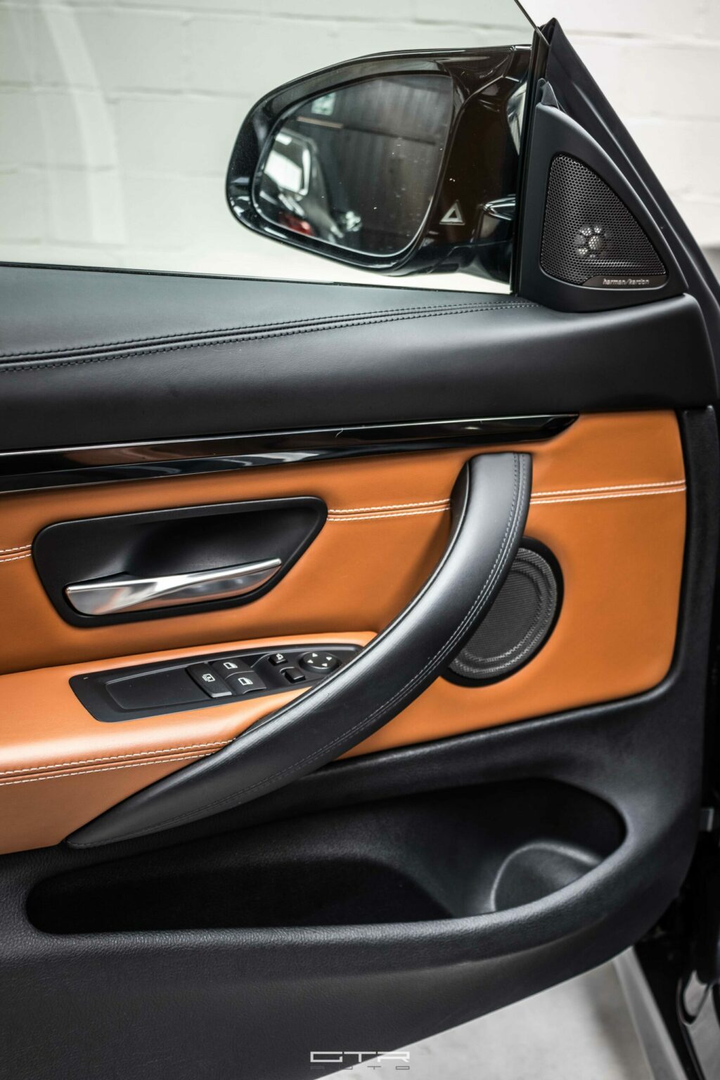 alt = "bmw m4 competition interior"