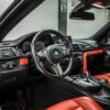 Alt = "Bmw M4 F82 by GTR Auto interior rojo"