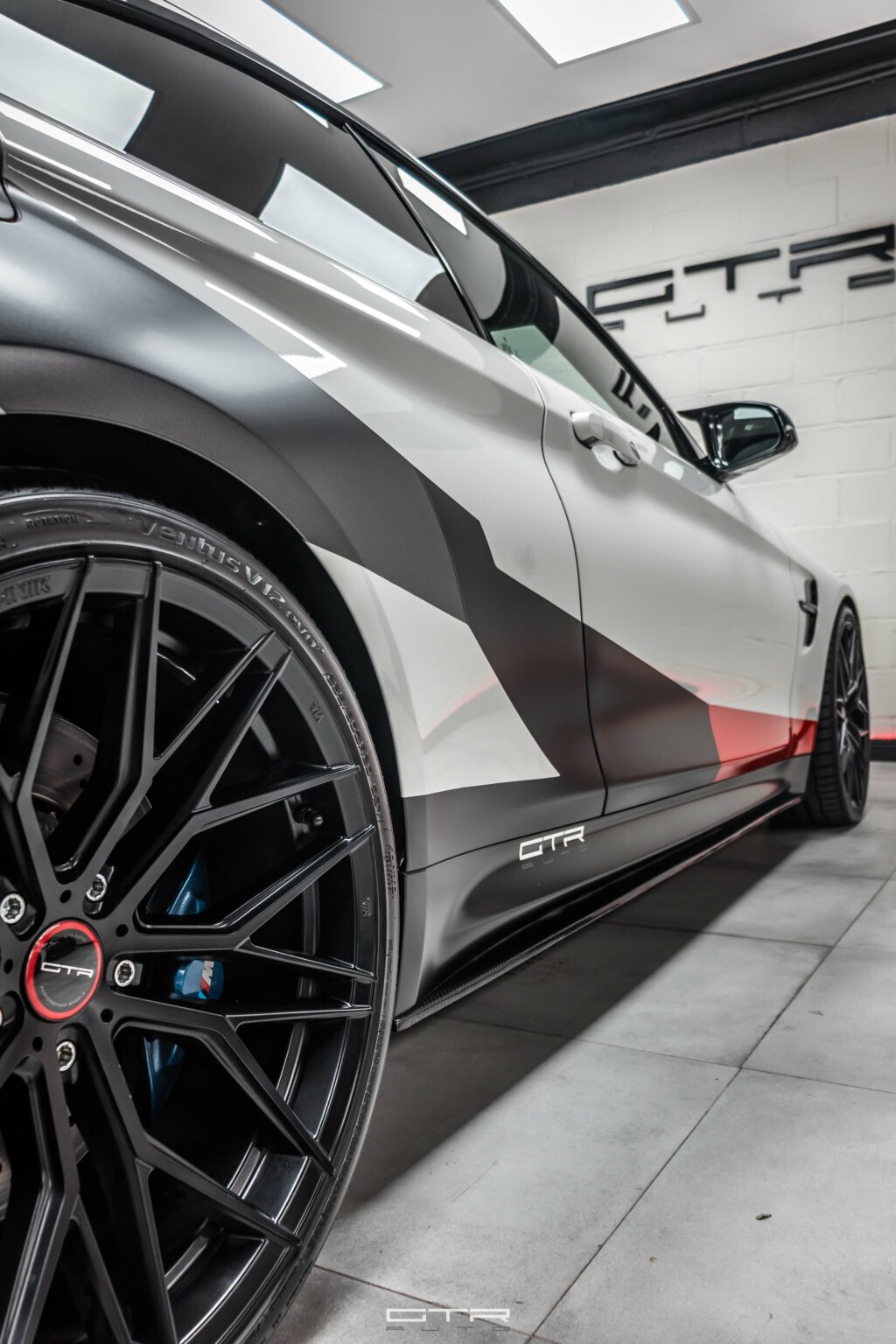 alt = "bmw m4 by gtr auto"