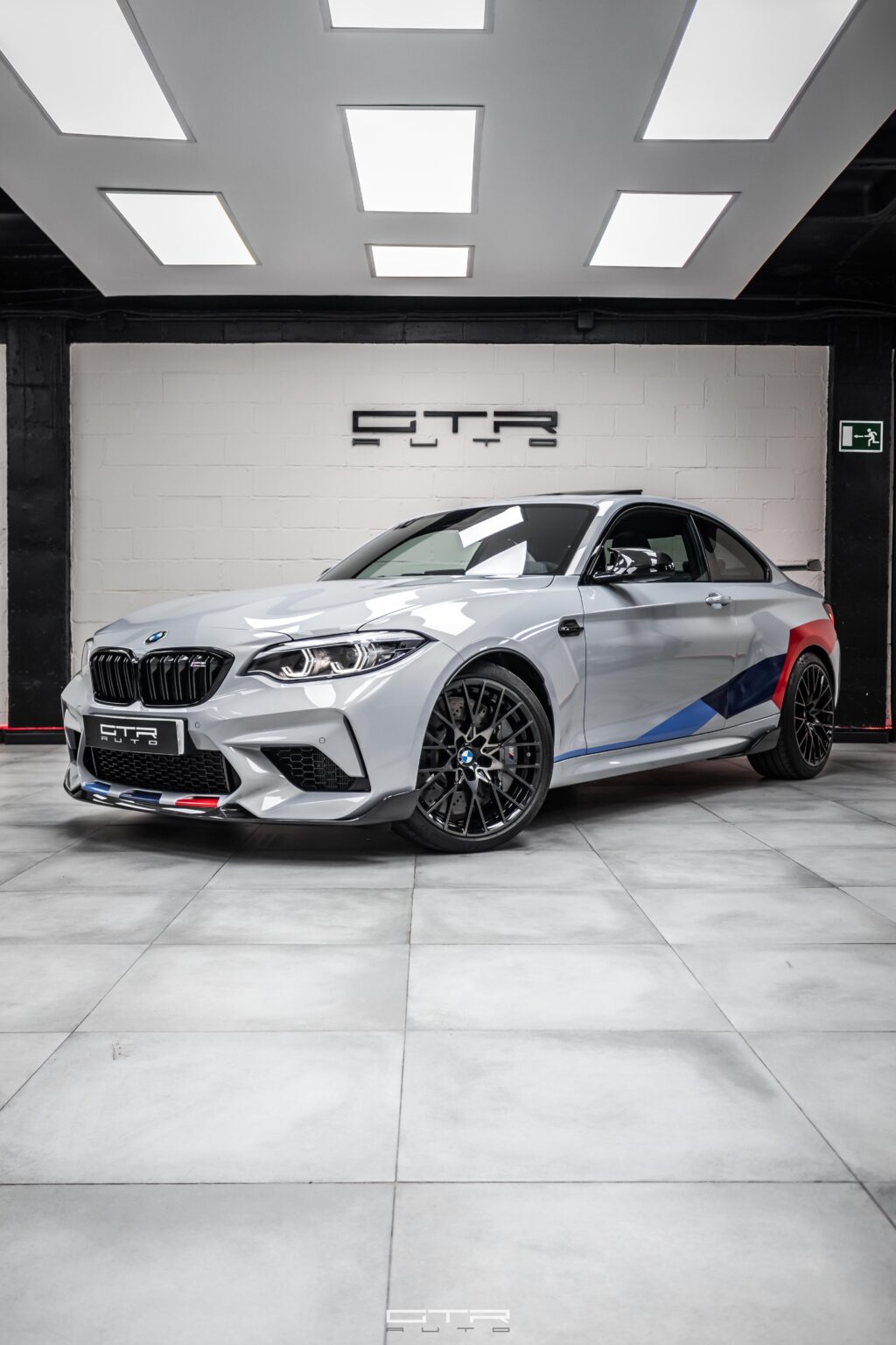 alt="BMW M2 Competition hockenheim Silver"