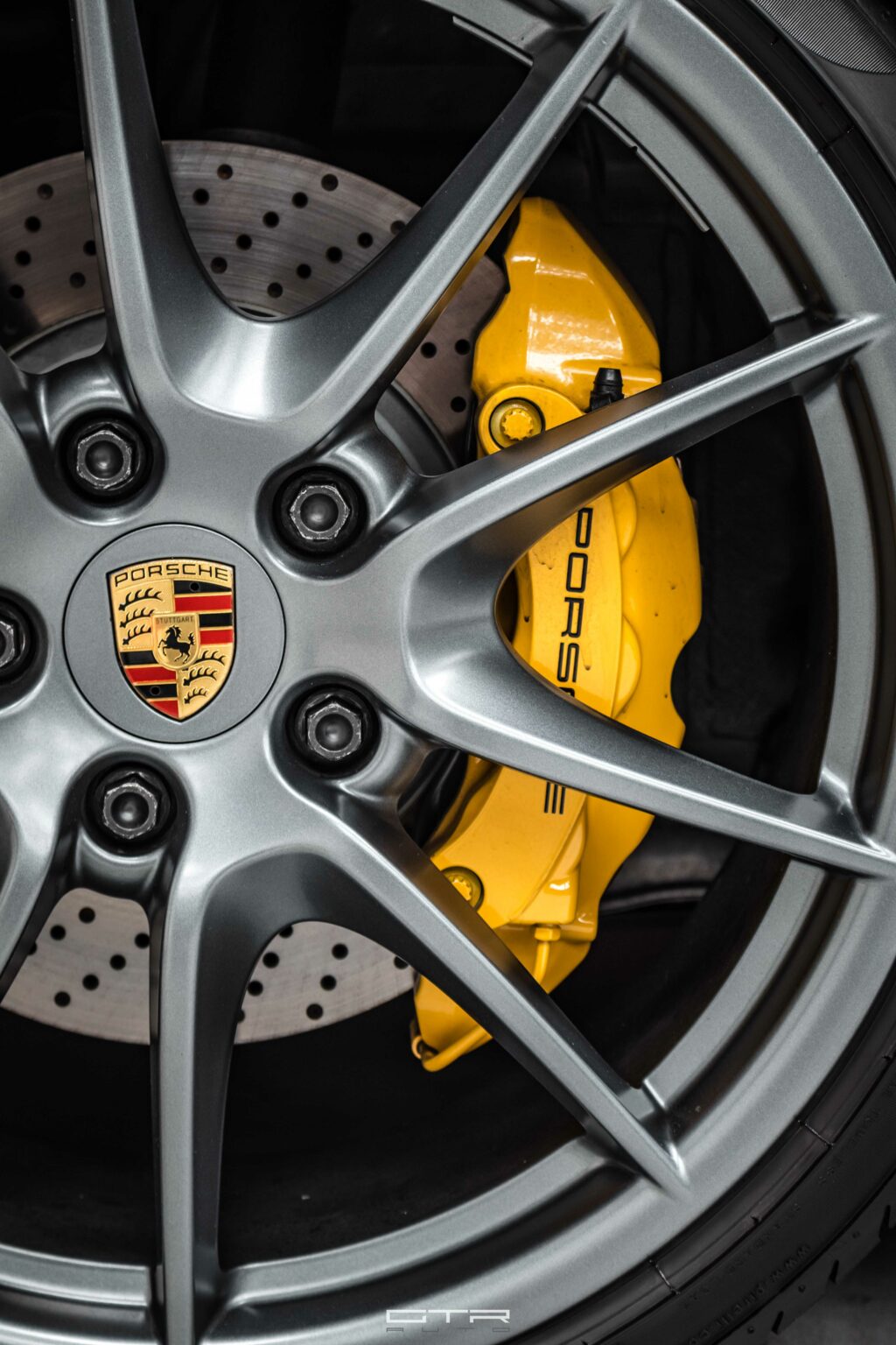 alt="llantas porsche 911 carrera s"