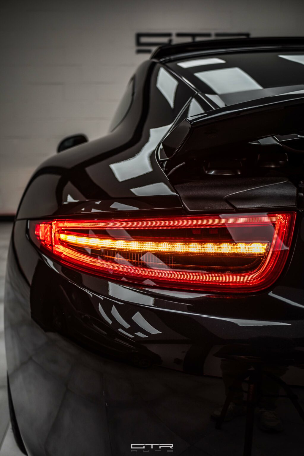 alt="porsche 911 carrera s"