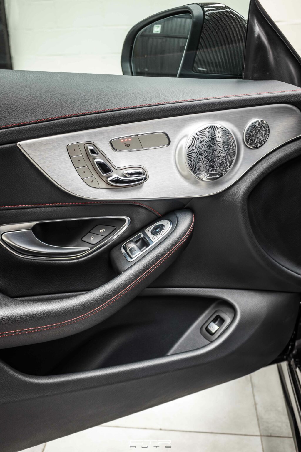 Alt="Mercedes C43 AMG"