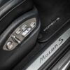 Alt="Porsche Macan S interior"