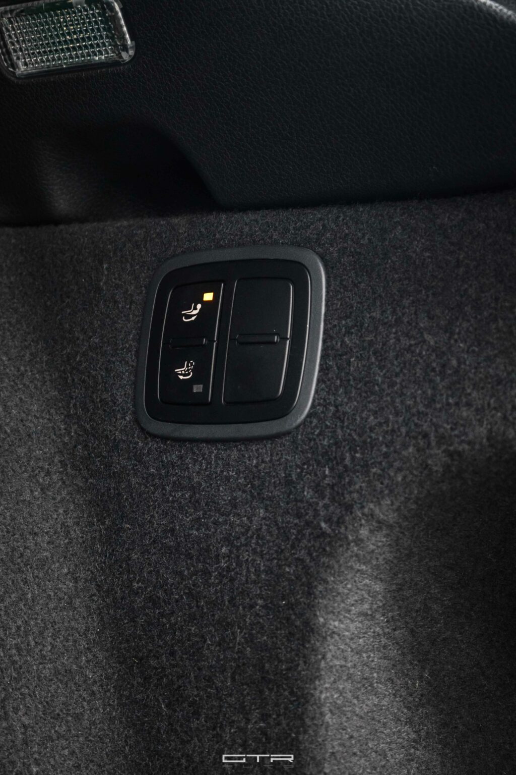 Alt="Porsche Macan S"